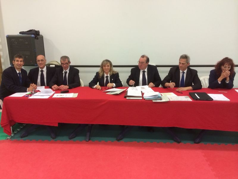 50 aspirantes superaron los Ex&aacute;menes de Grado